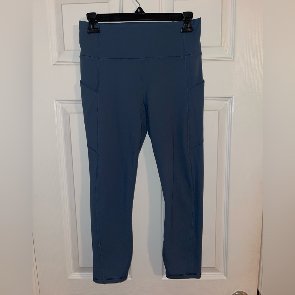 Navy Fabletics Leggings